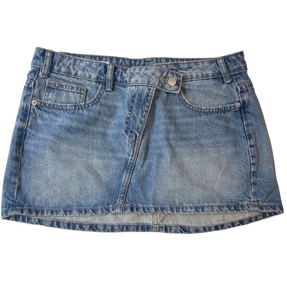 Zara Dresses & Skirts - Zara Women's Denim Blue Mini Skirt Asymmetrical Waist Band Size Large